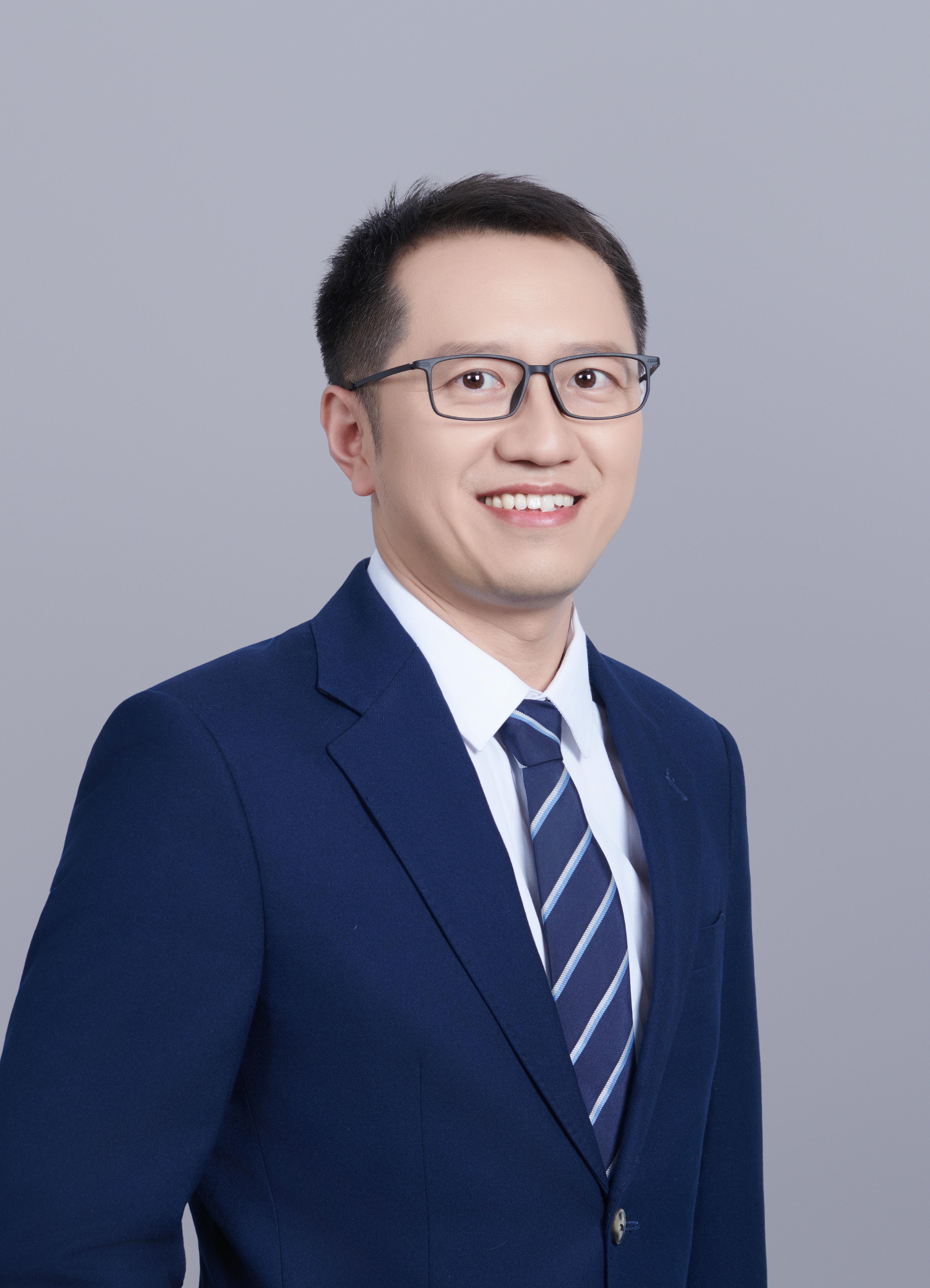 陈   和